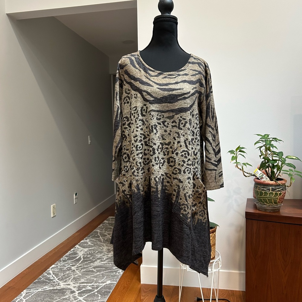 Animal Print Long Sleeve Tunic